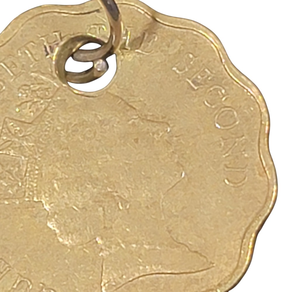 VTG 1988 Hong Kong 20 Cent Coin Pendant Charm Queen Elizabeth II Travel Upcycled - Picture 3 of 5